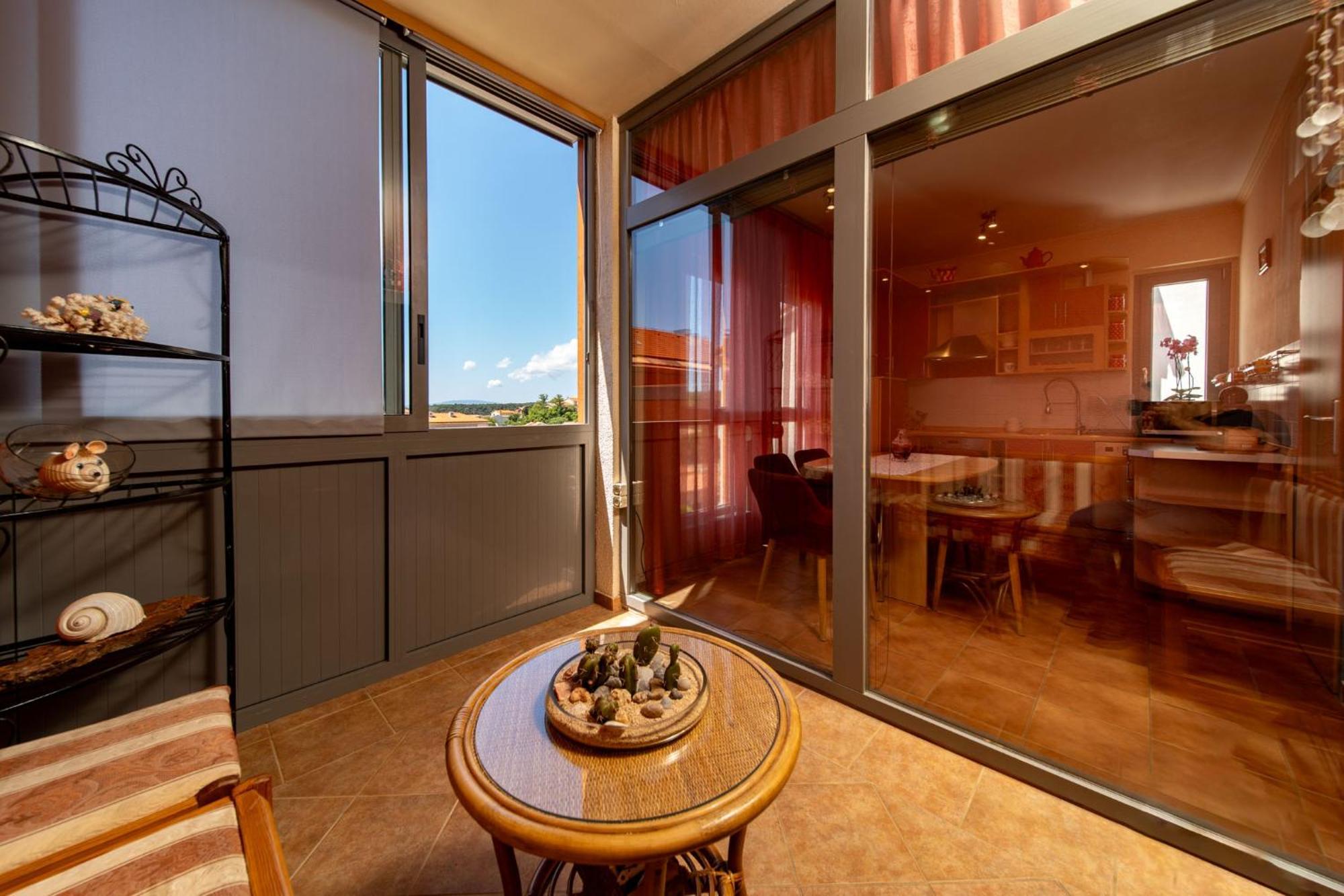 Rab Centar Due Apartment Palit Bagian luar foto